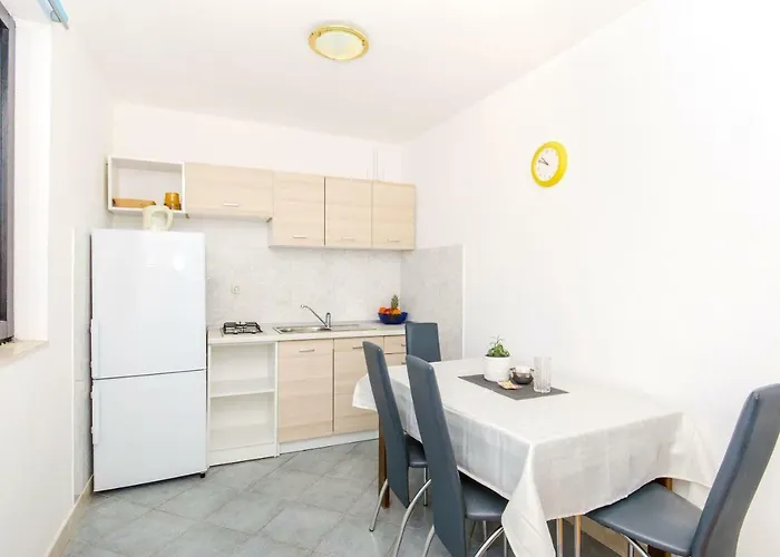 Bee Maja Appartement *