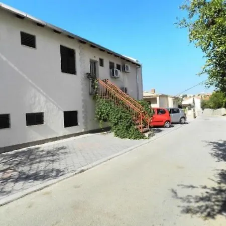 Apartments Bee Maja Apartman Trogir