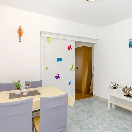 Appartement Bee Maja Trogir