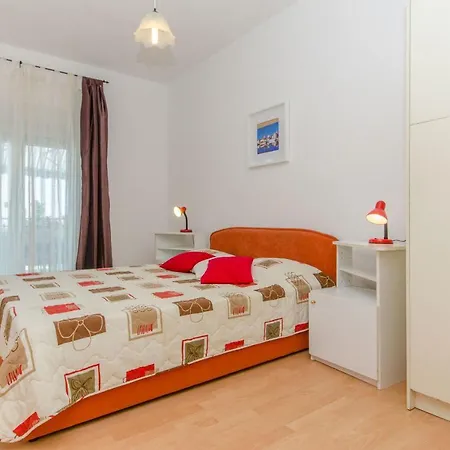 Apartments Bee Maja Trogir