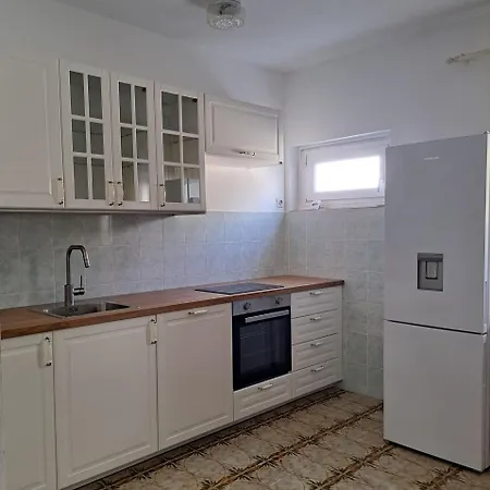 Apartments Bee Maja *