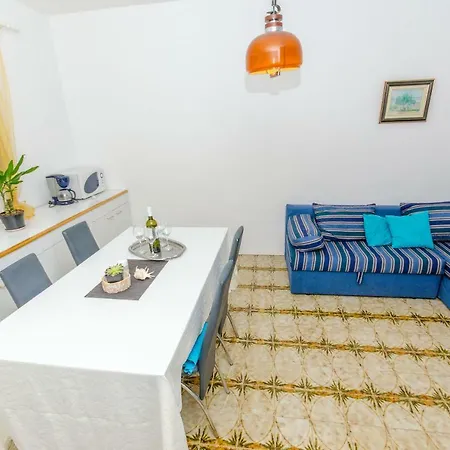 Apartman Apartments Bee Maja Trogir